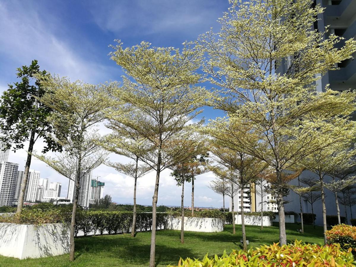 Landmark Stunning High Floor Coast View Studio #Netflix #Fast Wifi Tanjung Tokong 外观 照片