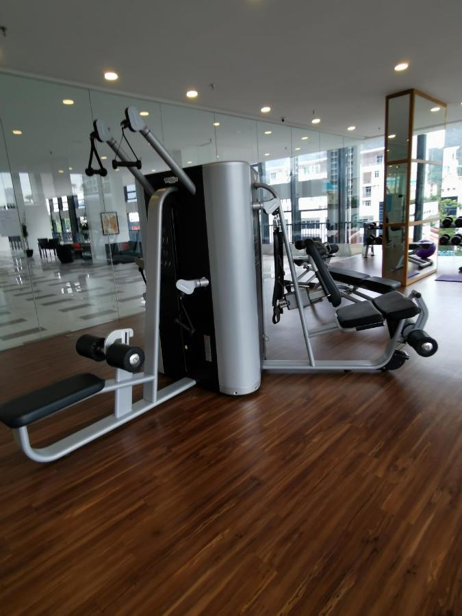 Landmark Stunning High Floor Coast View Studio #Netflix #Fast Wifi Tanjung Tokong 外观 照片