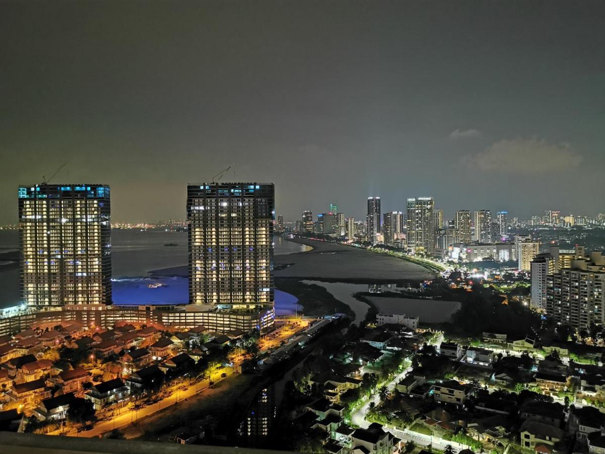 Landmark Stunning High Floor Coast View Studio #Netflix #Fast Wifi Tanjung Tokong 外观 照片