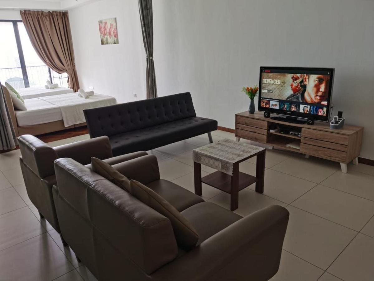 Landmark Stunning High Floor Coast View Studio #Netflix #Fast Wifi Tanjung Tokong 外观 照片